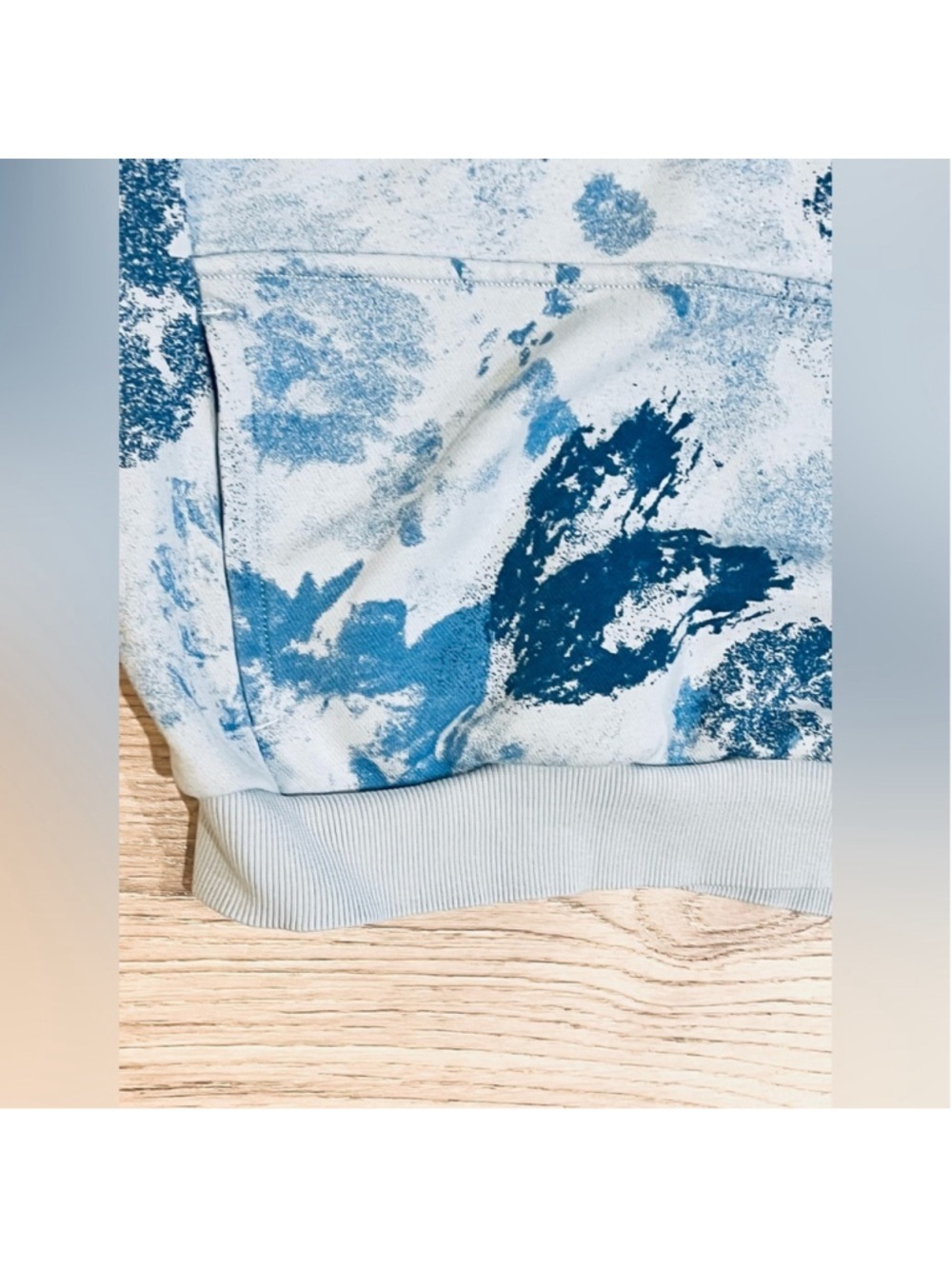 Nike Boys Beige Blue Splattered Hooded Sweatshirt Large - Picture 4 of 8
